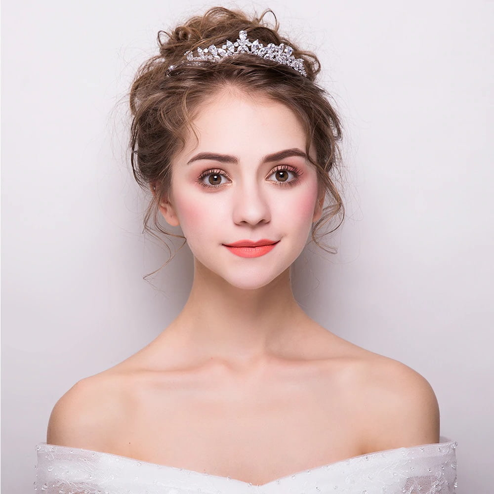 Beautiful Princess Tiara worn by Bride