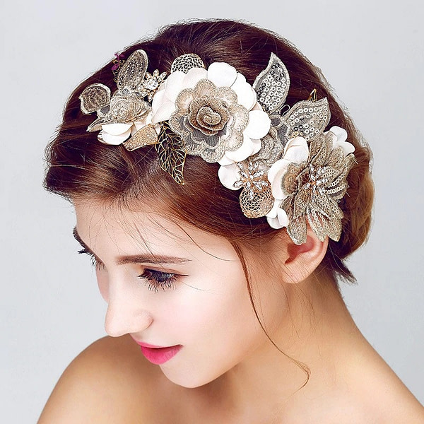Vintage Hairpiece for Bride with gold accents