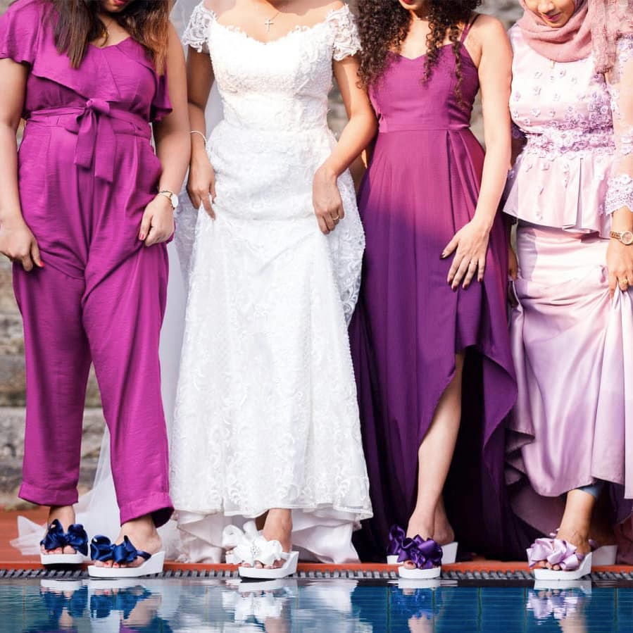 Bride and her Bridesmaids wearing their Flip Flops